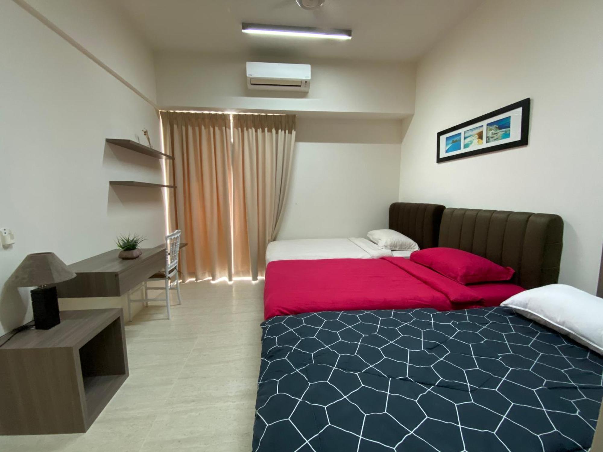 By The Sea @ Cozy Beachfront Home Batu Feringgi Bagian luar foto
