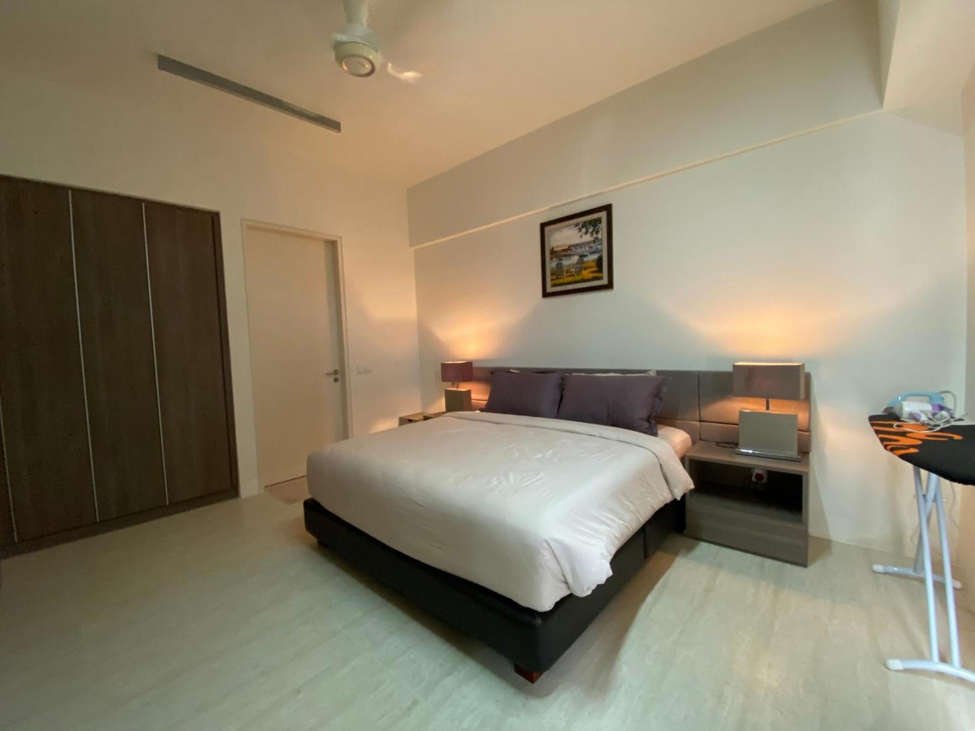 By The Sea @ Cozy Beachfront Home Batu Feringgi Bagian luar foto