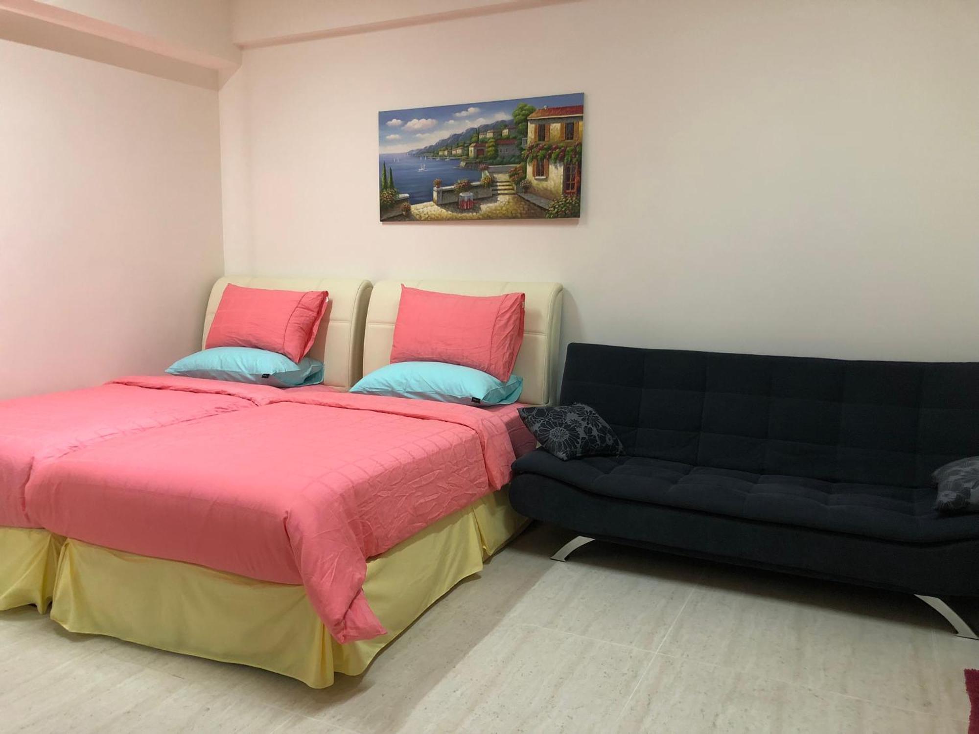 By The Sea @ Cozy Beachfront Home Batu Feringgi Bagian luar foto