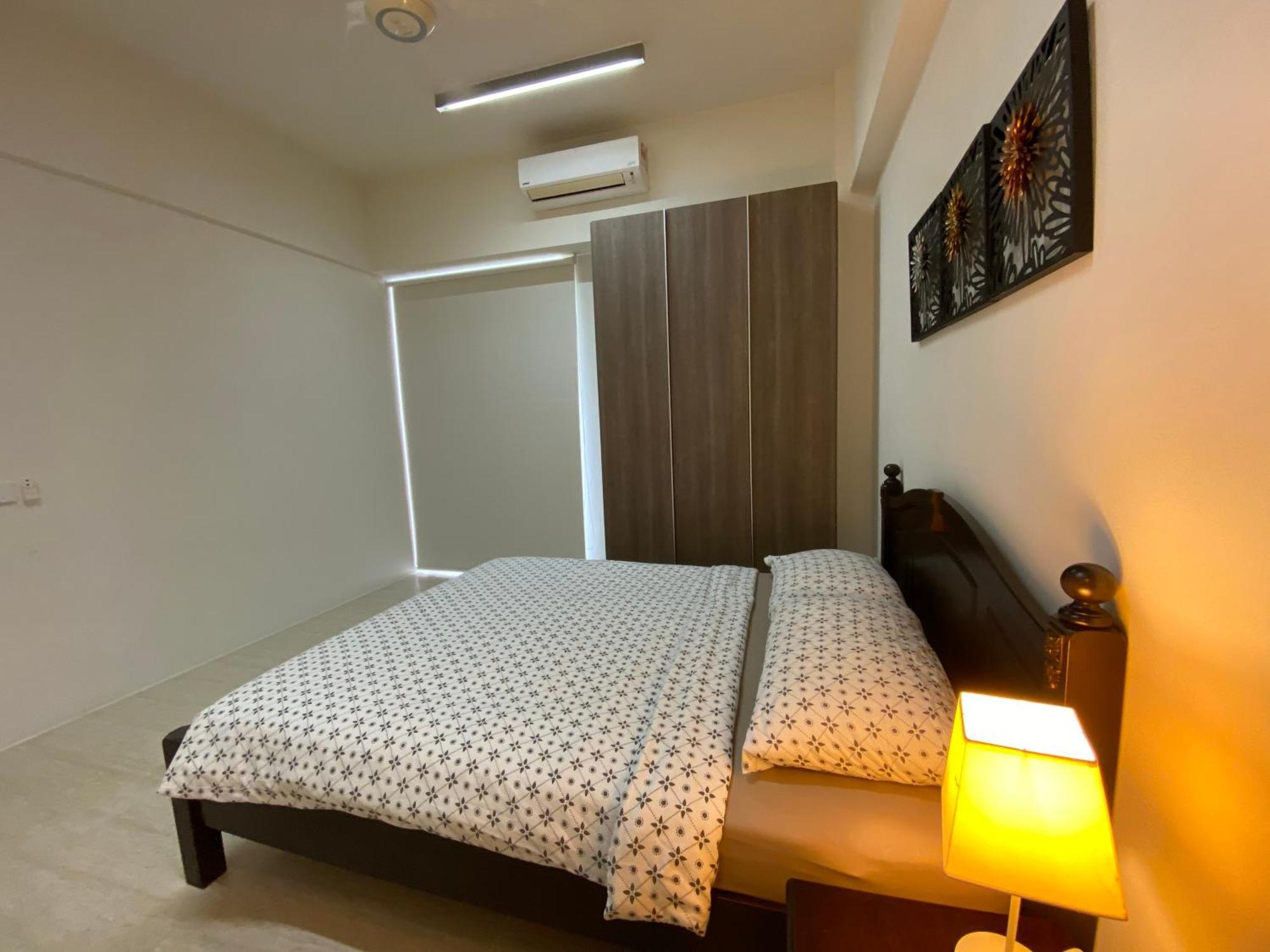By The Sea @ Cozy Beachfront Home Batu Feringgi Bagian luar foto